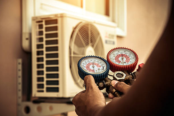 Professional Ac Installation technician working in Yale, OK